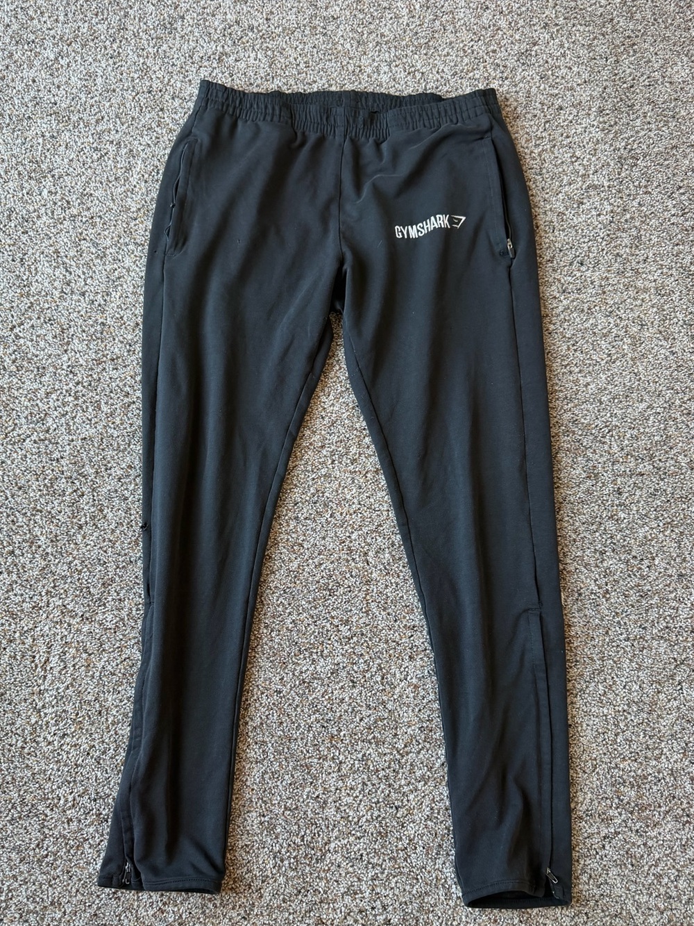 Gymshark Men's Black Tapered Joggers Zip Pockets Ankle Zip Athletic Pants small